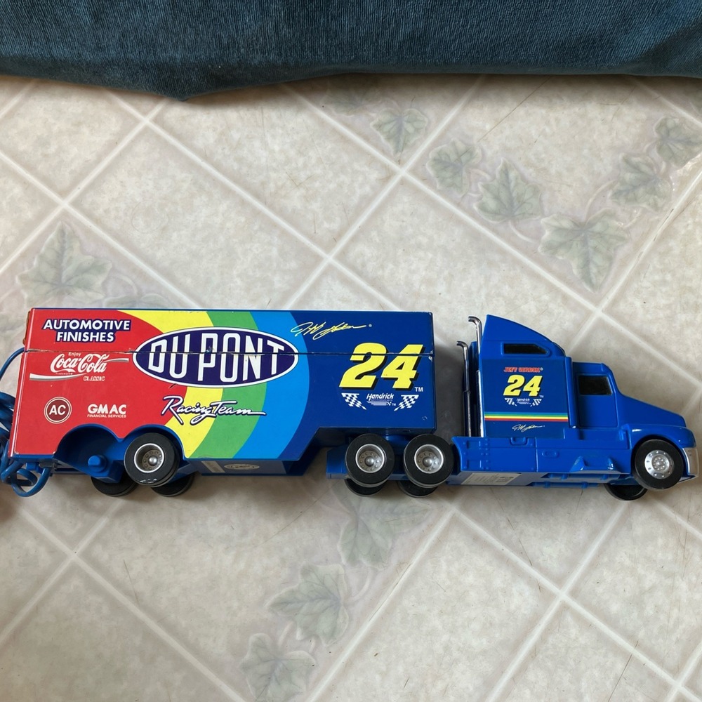 DuPont‎ Columbia Tel-Com NASCAR Hauler Racing Phone 1997 Truck #24 Hendrick